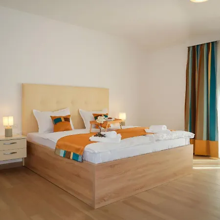 Holiday Mariva - Mlk322 By Interhome *