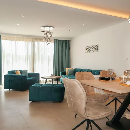 Holiday Mariva - Mlk322 By Interhome 말린스카